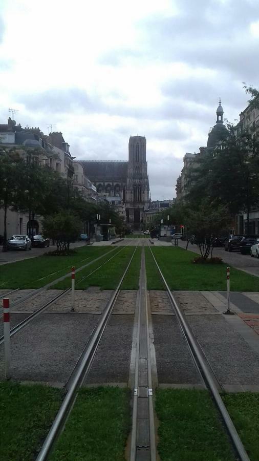 Reims La Romaine Zewnętrze zdjęcie